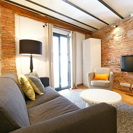 Apartment Borne Down Town *